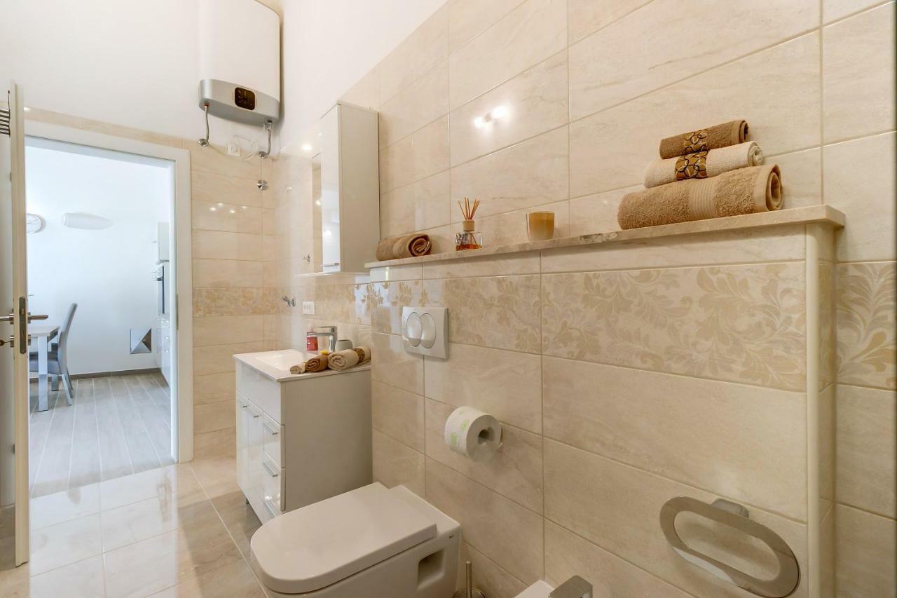 Apartments Relax เวลิโลชิน ภายนอก รูปภาพ