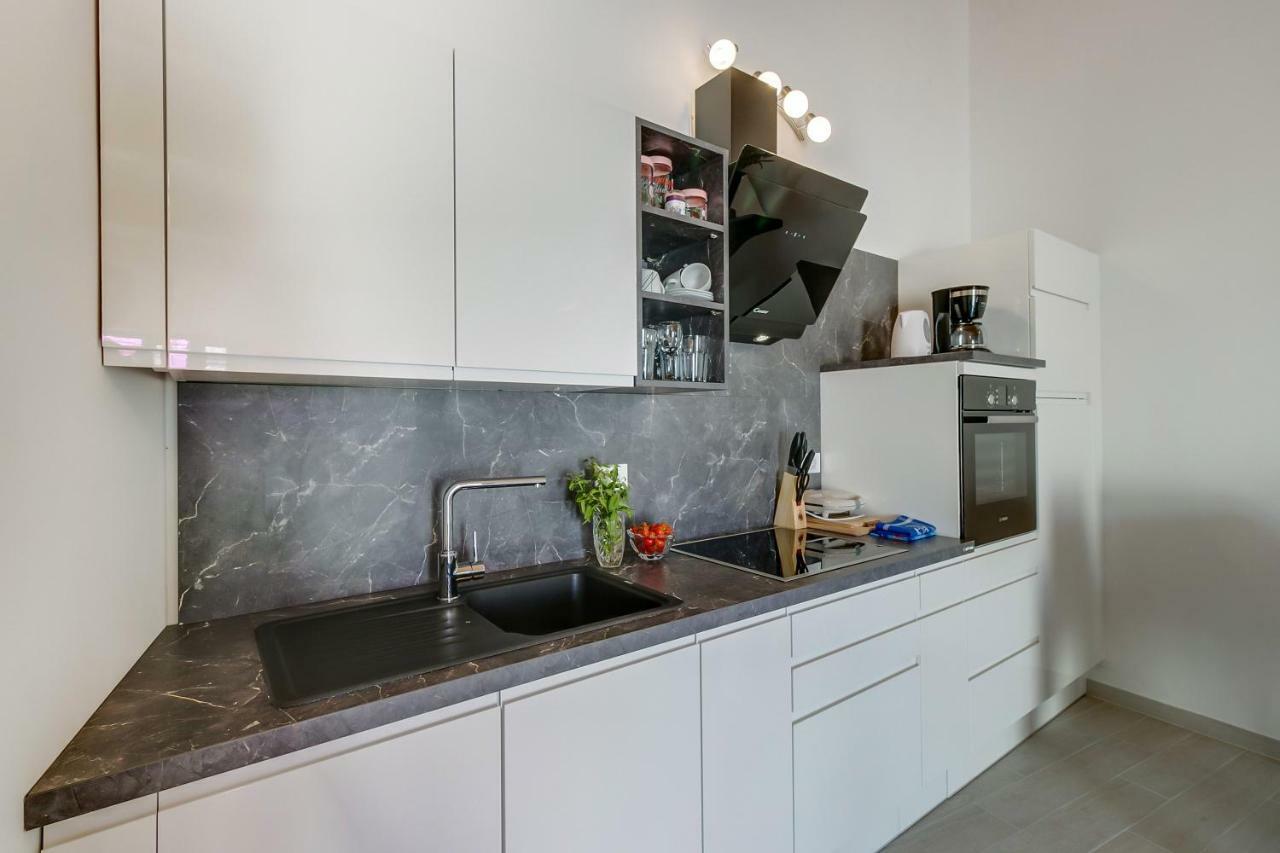 Apartments Relax เวลิโลชิน ภายนอก รูปภาพ